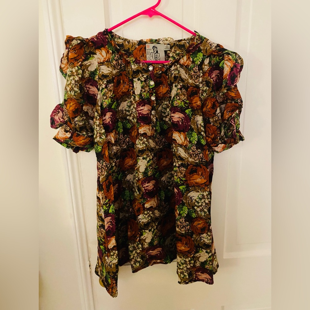 Twelve by Twelve Los Angeles Floral Silk Blouse Top - small